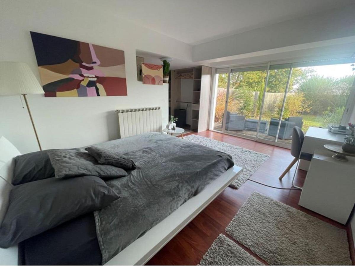 Holiday Home With Indoor Pool, Le Porge Exterior foto